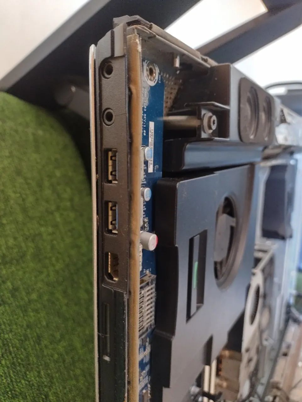 HP Z1 Workstation Com defeito Aceito Trocas  - Foto 3