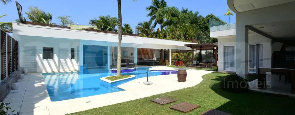 Jardim Acapulco Guarujá, casa de luxo em condomínio