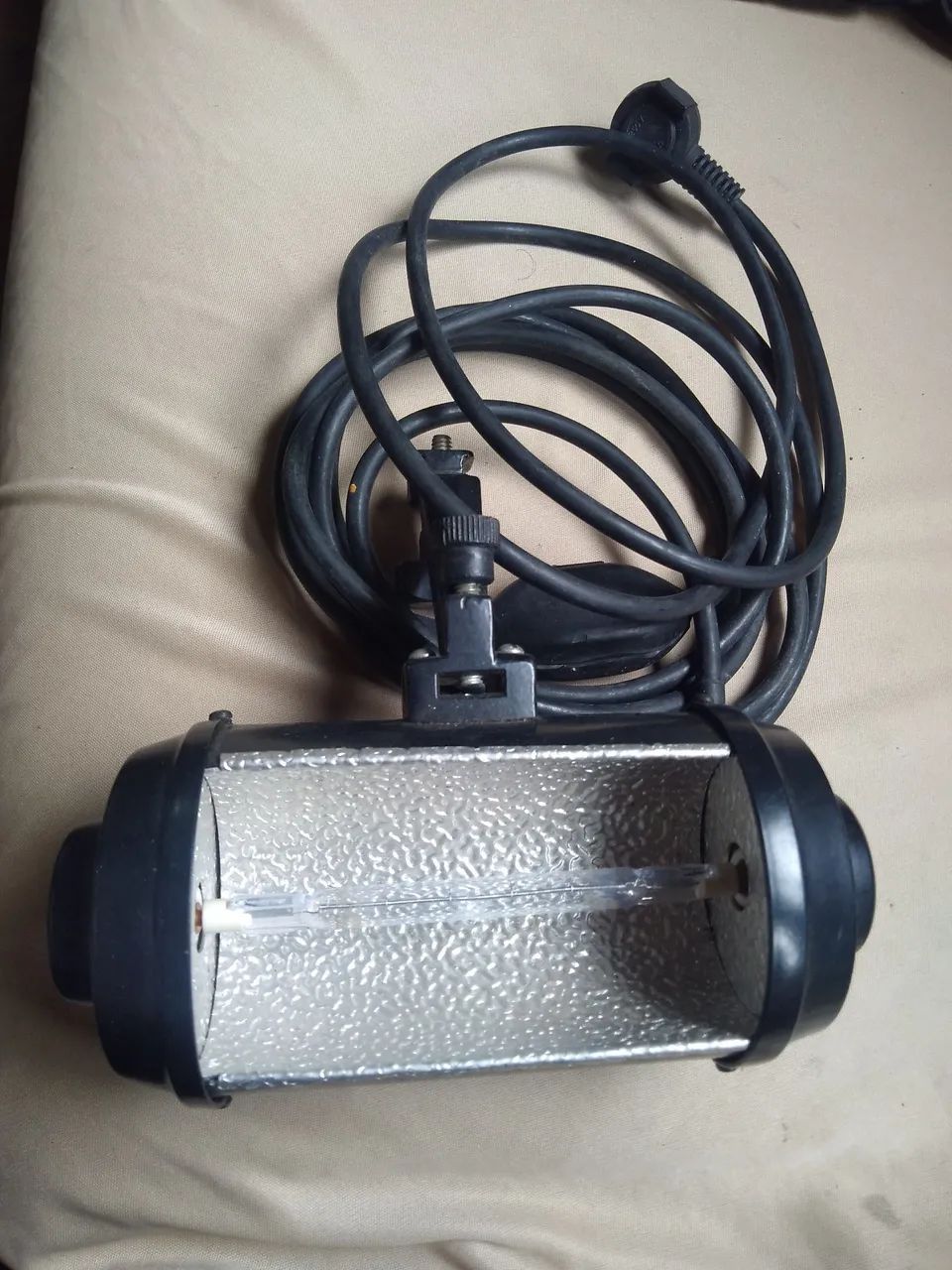 Refletor com lampada 110v