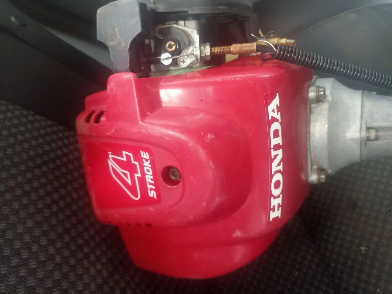 Roçadeira Honda UmK 450t 50cc 4 tempos uso profissional 