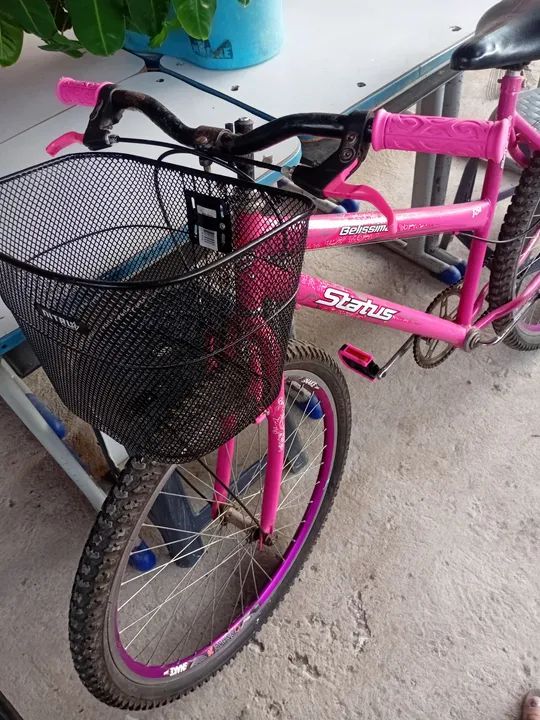 ? Vendo Bicicleta Média Rosa em itabuna? <br> - Foto 4