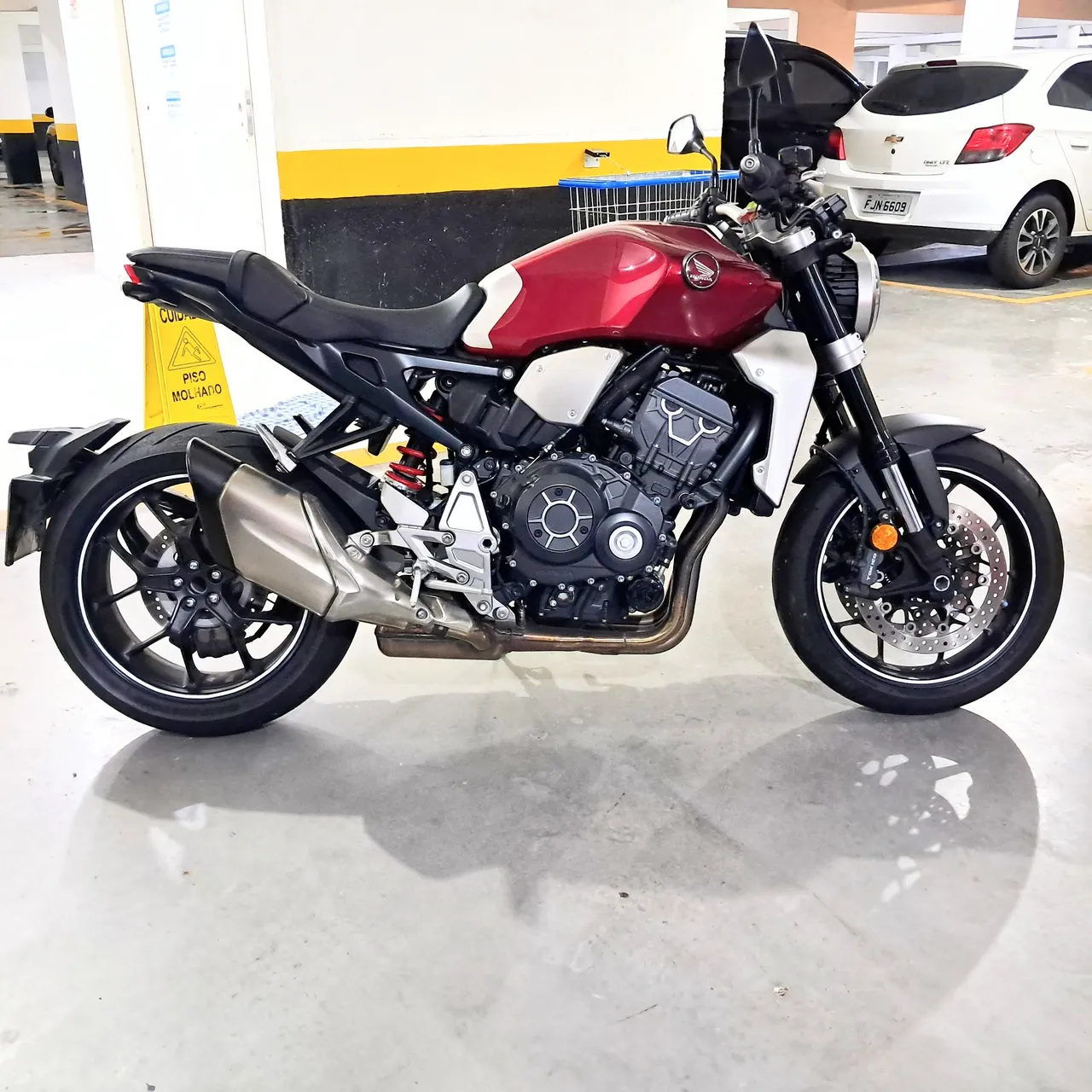 Honda cb1000r 21/21 Apenas 3.852KM