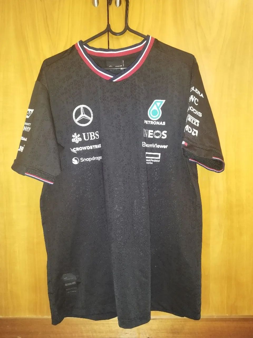 Camiseta de Fórmula 1 Mercedes AMG Petronas