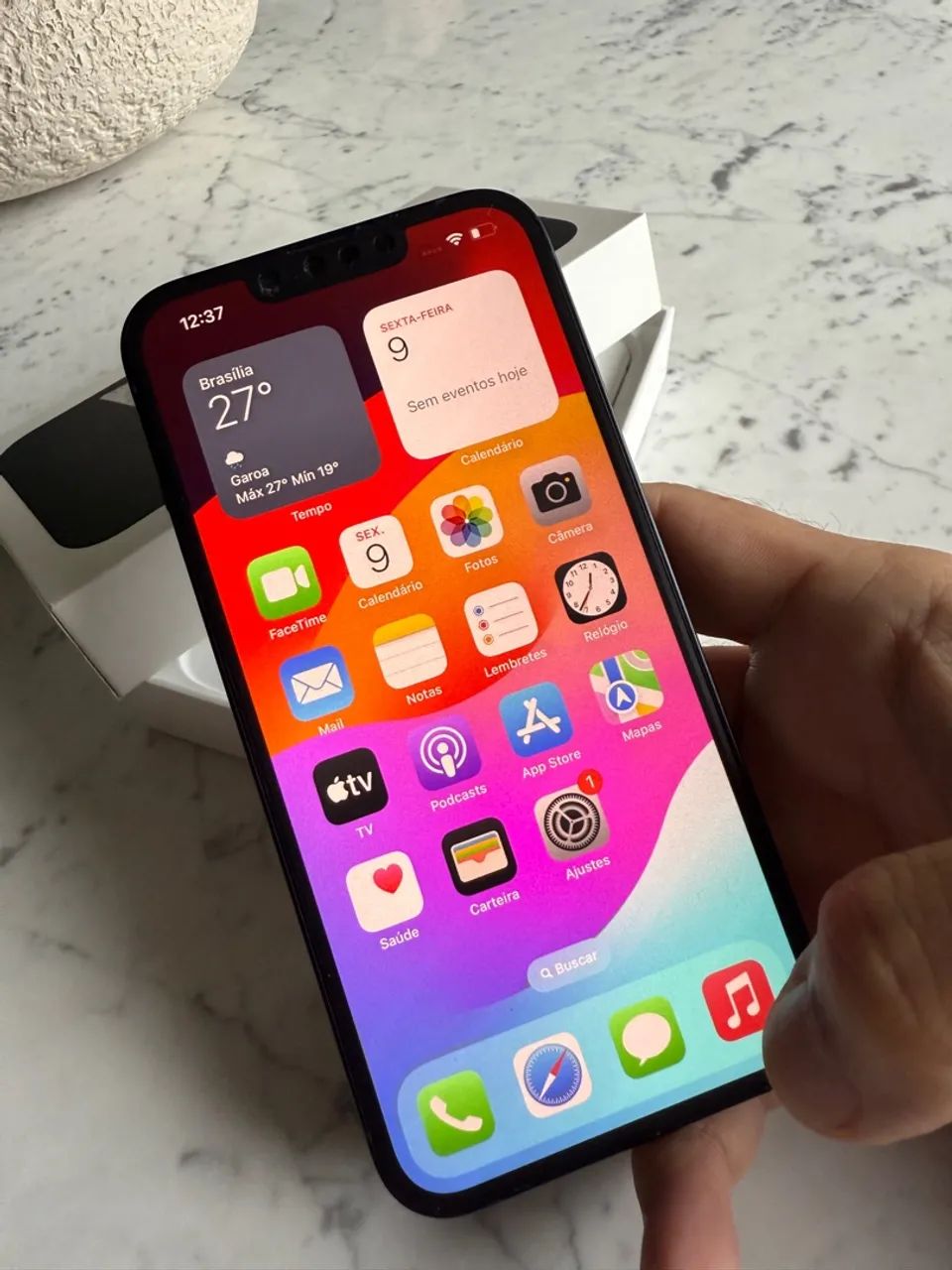 iPhone 13 256gb - ainda na garantia Apple 