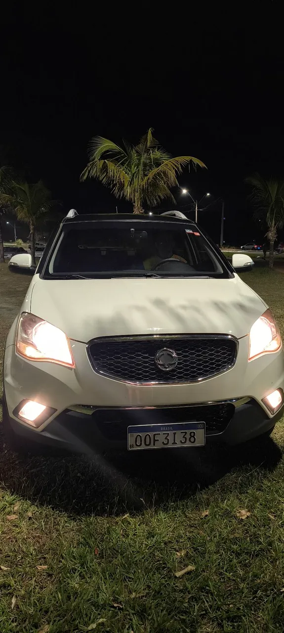 Vendo ágio de uma linda korando 4×4
