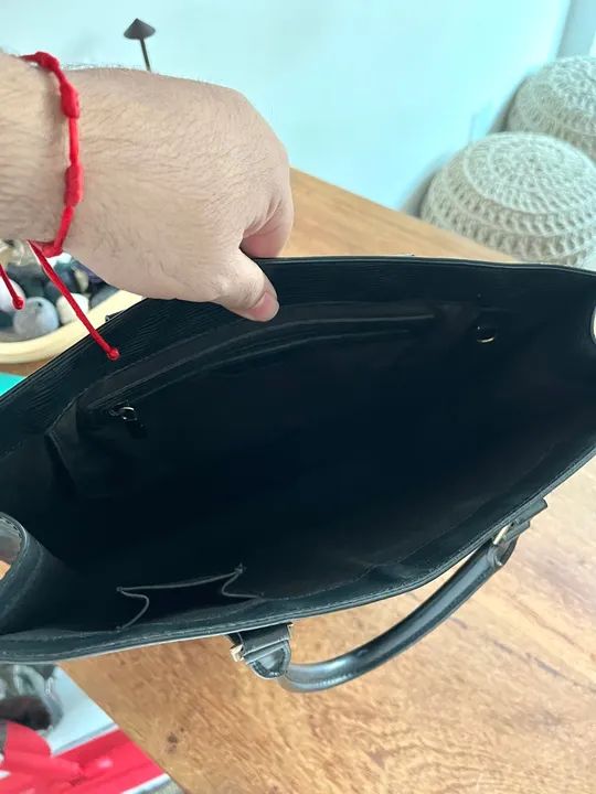 Bolsa Louis Vuitton Epi Preto modelo sacplat  - Foto 3