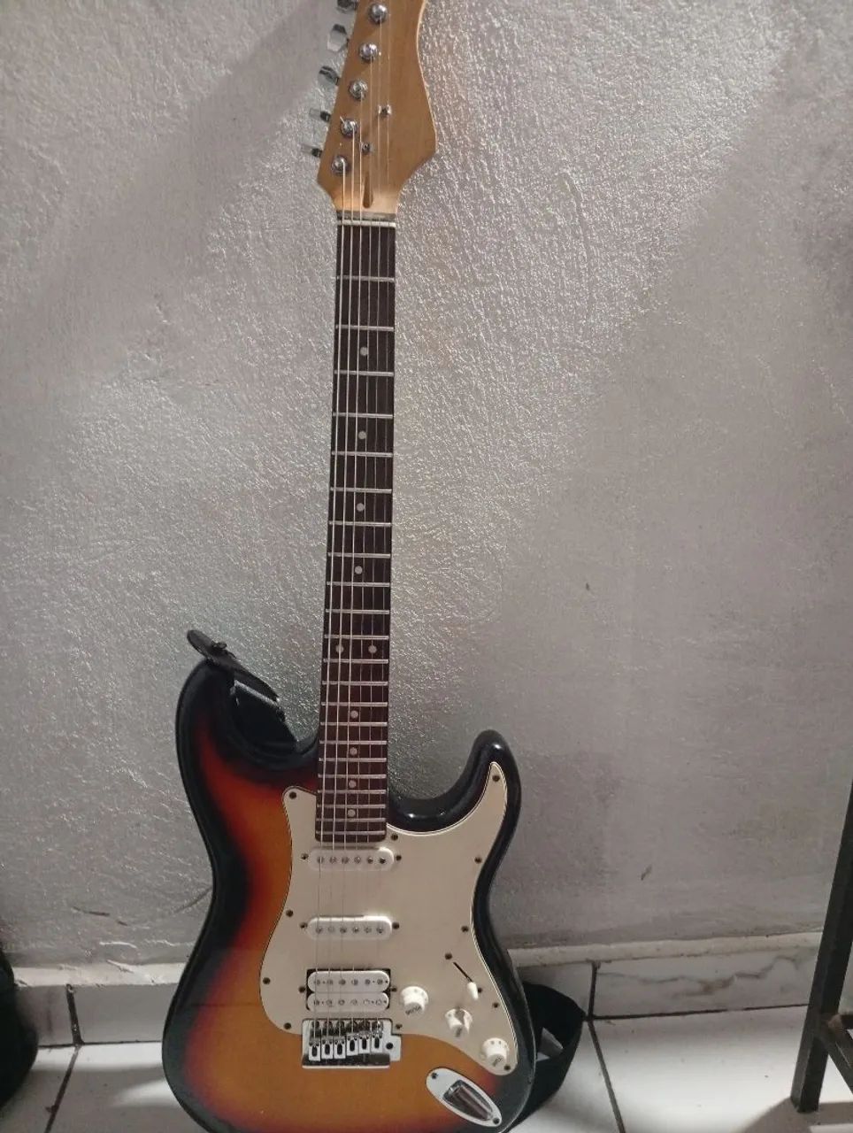 Guitarra Elétrica - Foto 2
