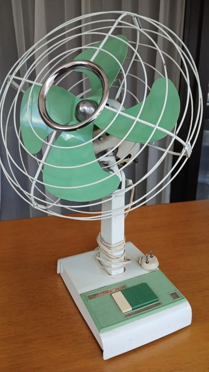 VENTILADOR VINTAGE - FUNCIONANDO PERFEITAMENTE