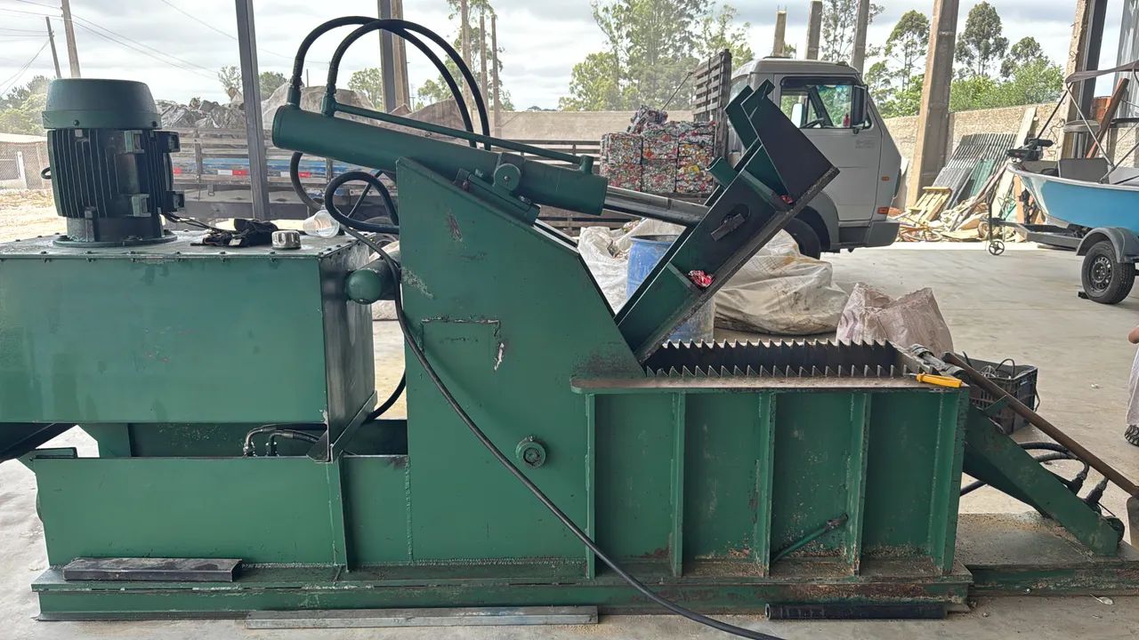 Prensa latinha  - Foto 3