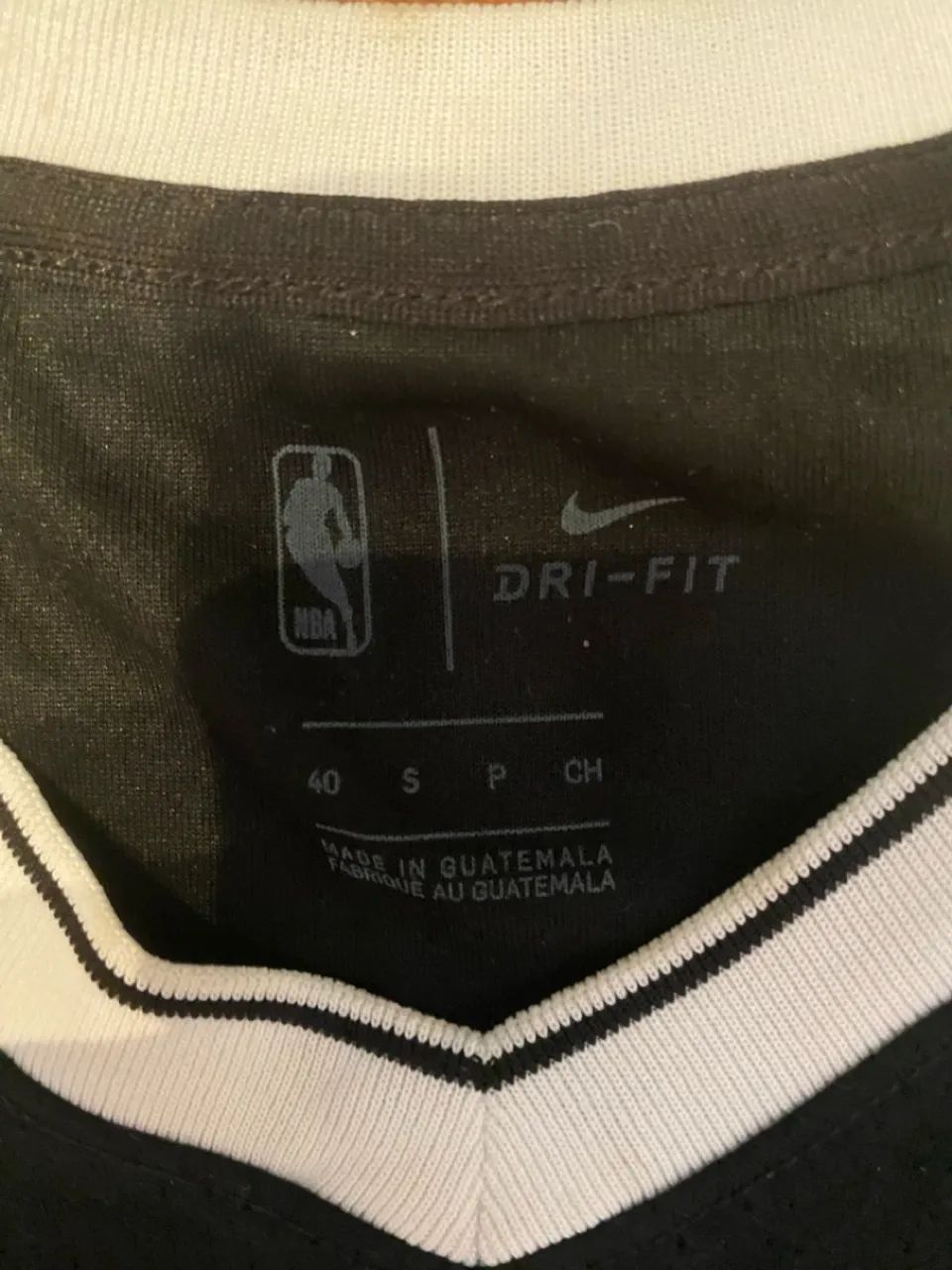 Camiseta Brooklyn Nets Kyrie Irving - Tamanho P - Nova - Foto 3