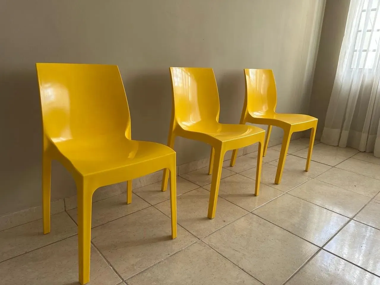 Cadeiras Amarelas Modernas tramontina alice