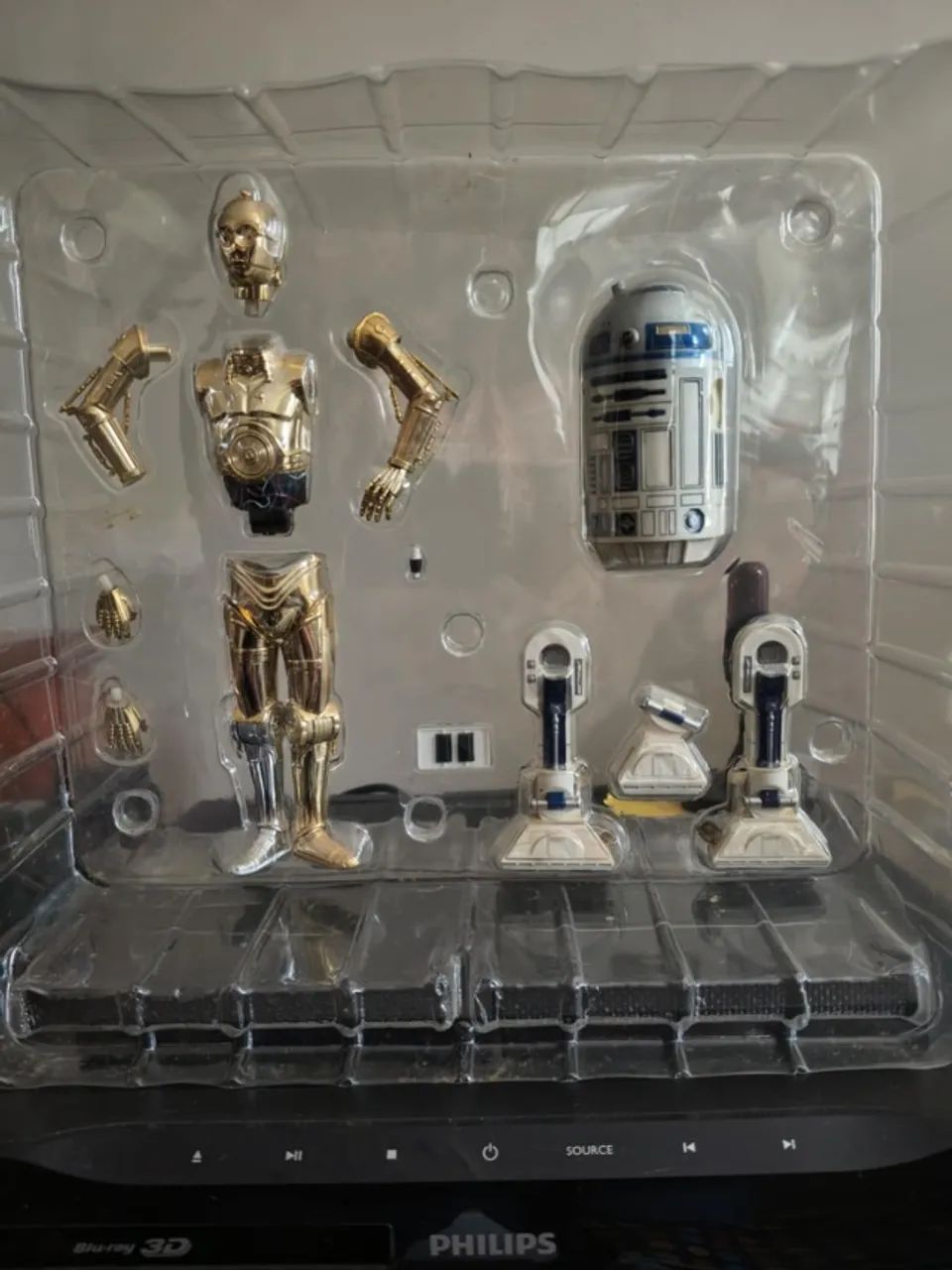 Kotobukiya Star Wars C-3PO & R2-D2 ArtFX+ Statue 1/10 Scale