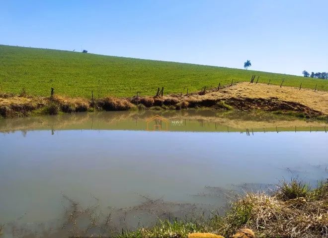  OPORTUNIDADE! Sítio com Casa Boa, Estufas, Tanques e Cachoeira - Aceita Permuta em Jlle - Foto 9