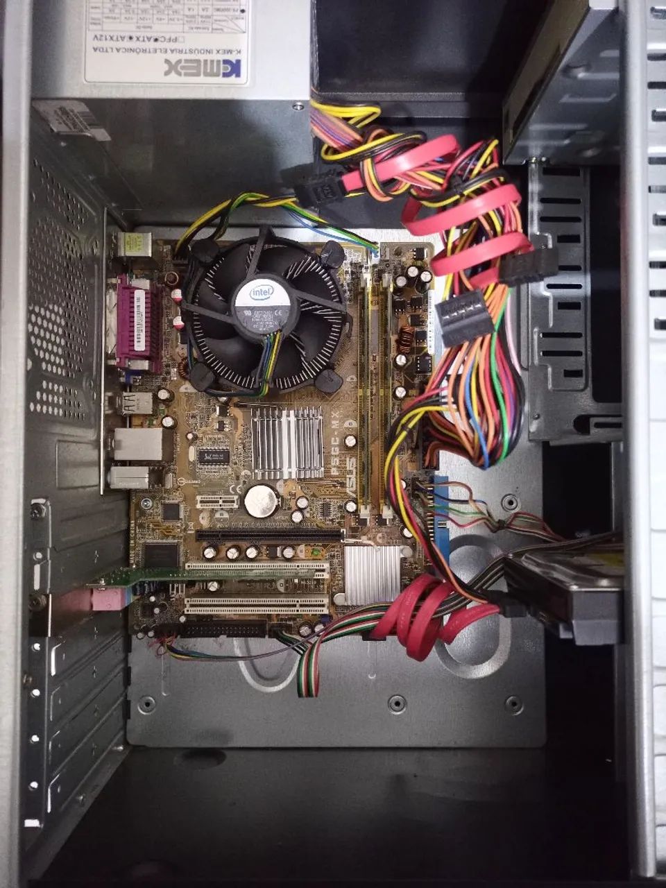 CPU Intel Core 2 Duo com 4gb ram DDR2  - Foto 4