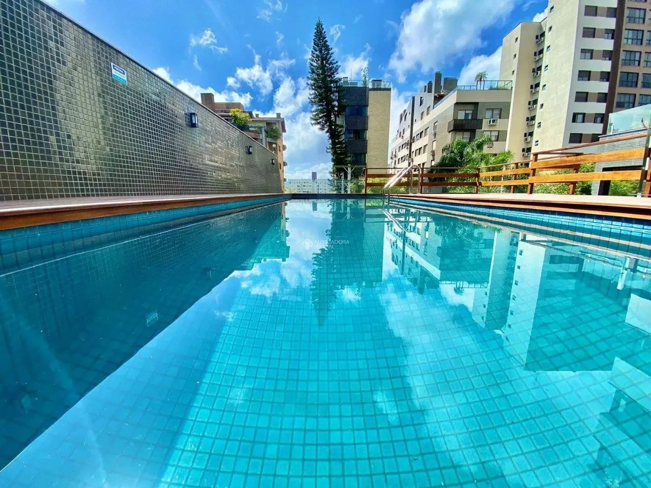 BELEZA POR TODA PARTE, PRÉDIO INCRÍVEL COM ARQUITETURA CONTEMPORÂNEA! - Foto 5