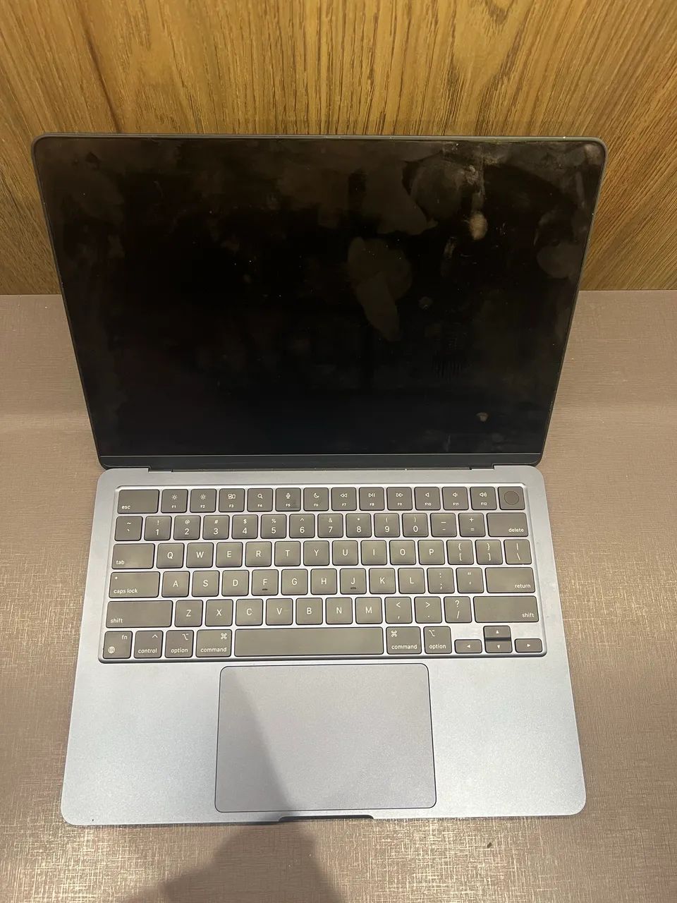 MacBook Air 13? M3 8GB 2024 + Magic Mouse 2024- Bateria 99
