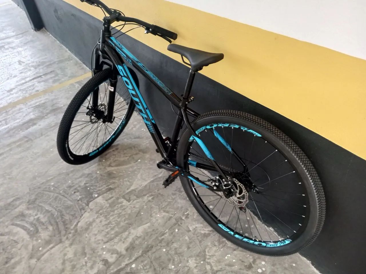 Bicicleta Mountain Bike Aro 29 south legend