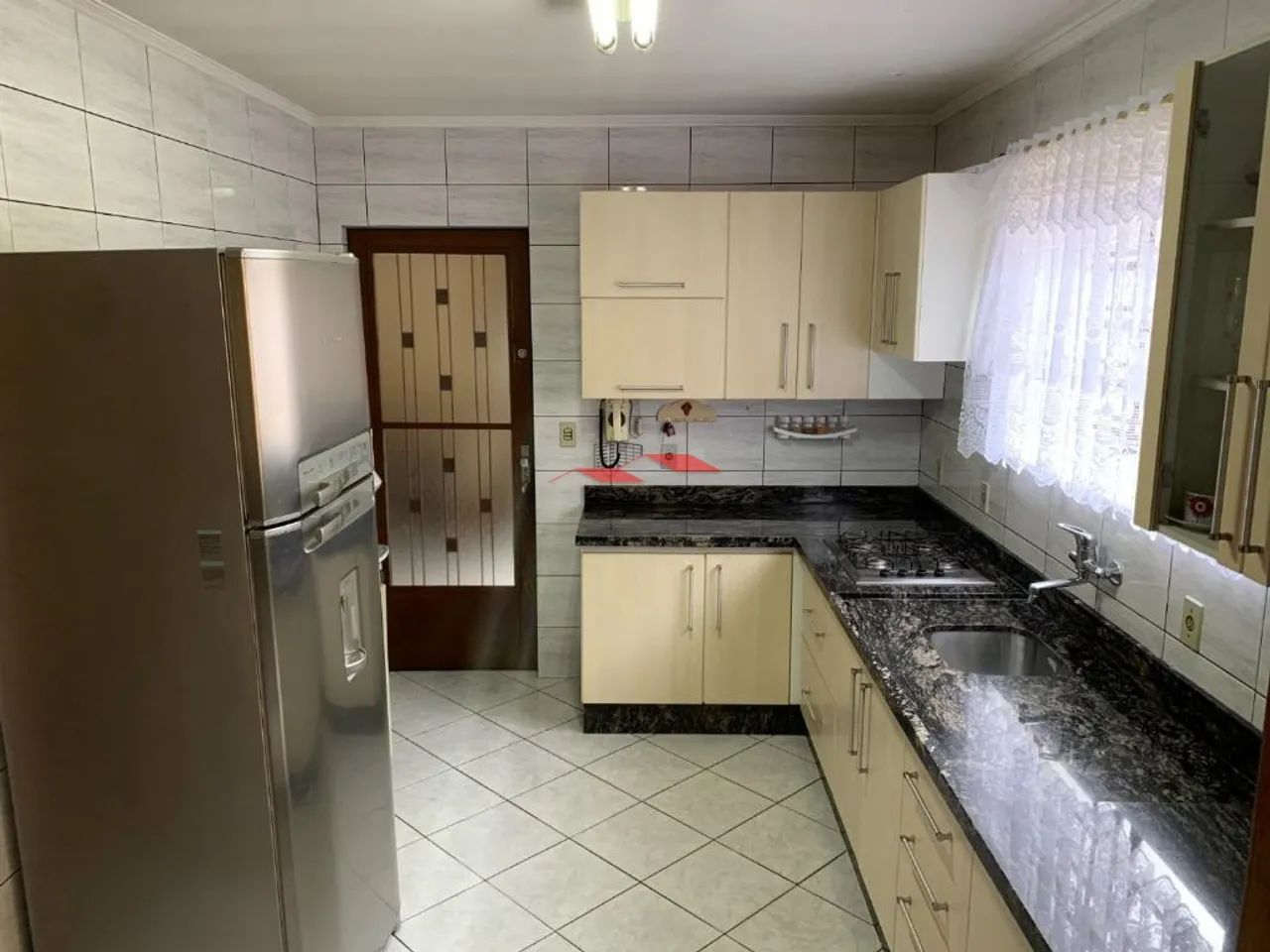 Casa (Padrão), com 3 quartos e 3 banheiros à Venda, 193 m² em Porto Alegre/RS - Foto 5