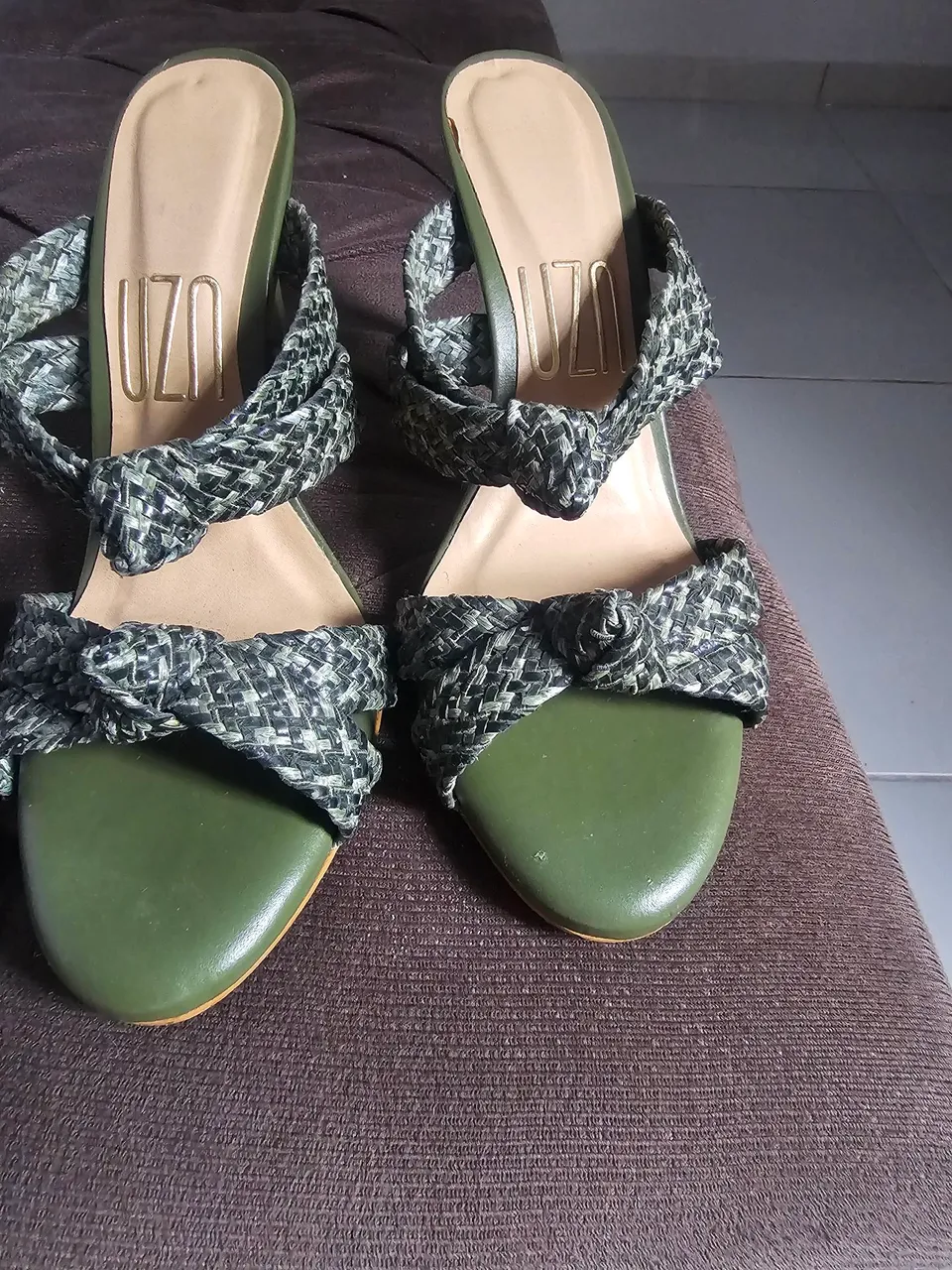 Sandália Verde com Detalhes Tramados - UZO