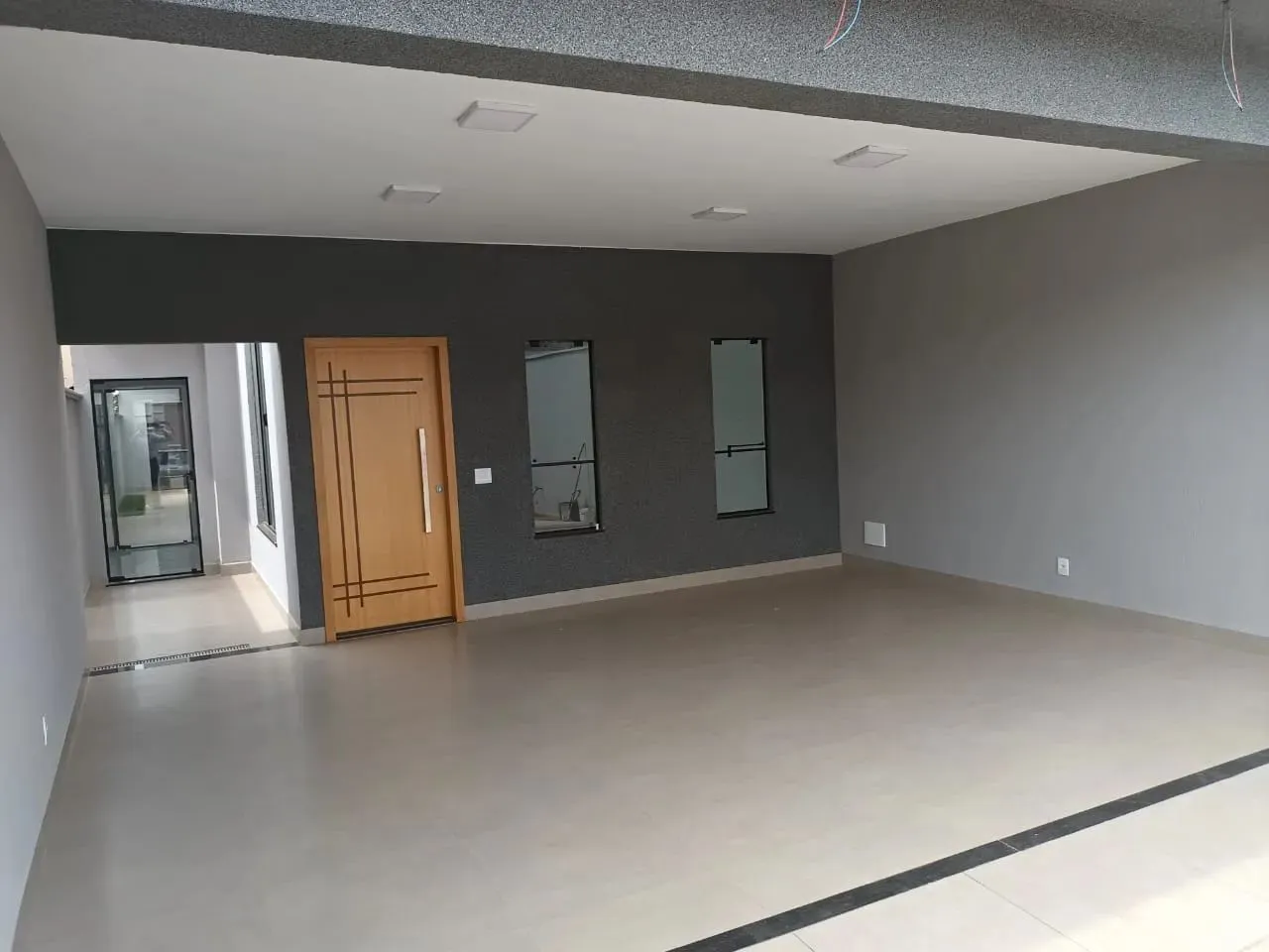 CASA NOVA 3 SUÍTES PLENAS ALTO PADRÃO VARANDA GOURMET COM CHURRASQUEIRA PORCELANATO, FINAN