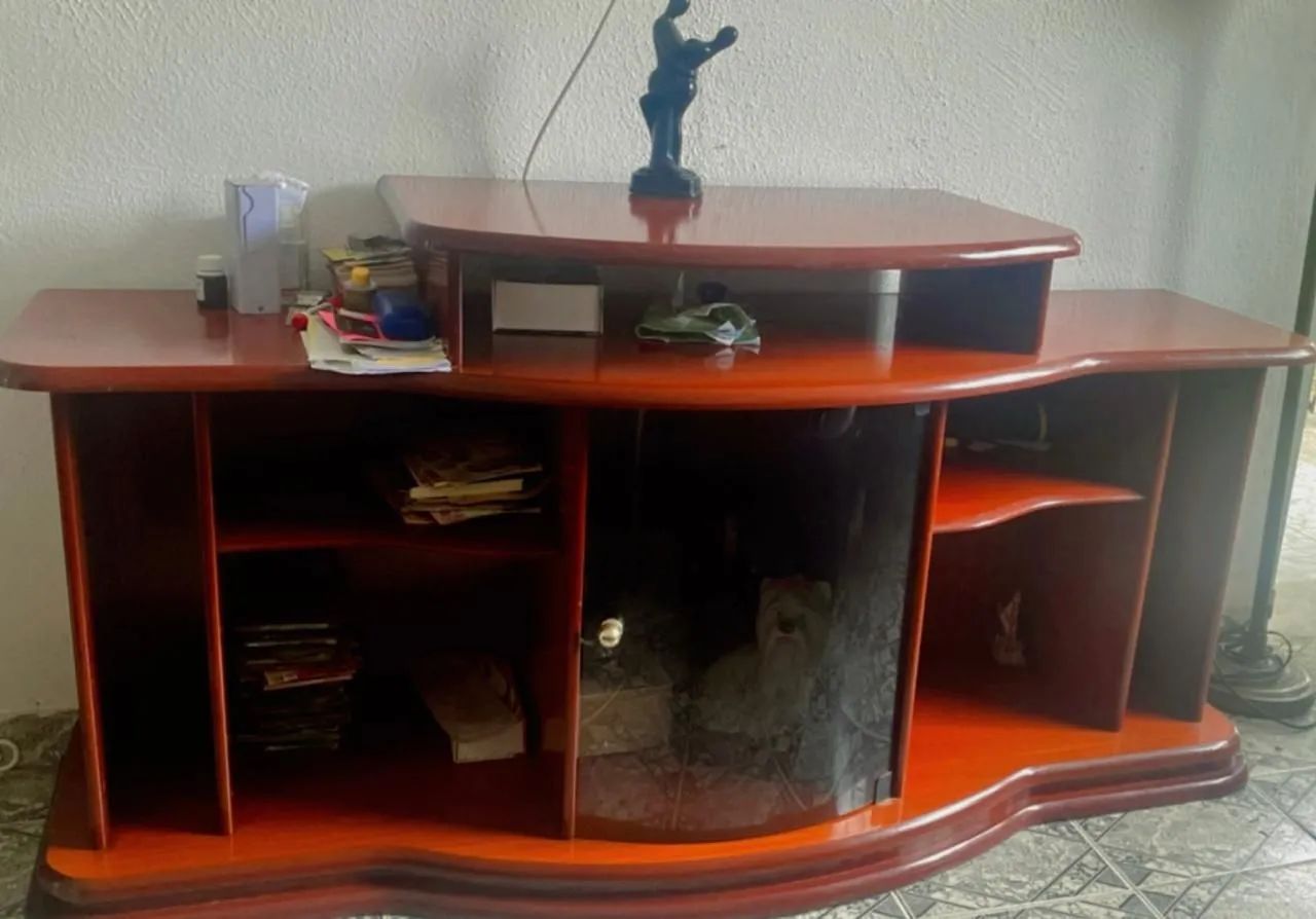 Estante de TV em Madeira Maciça
