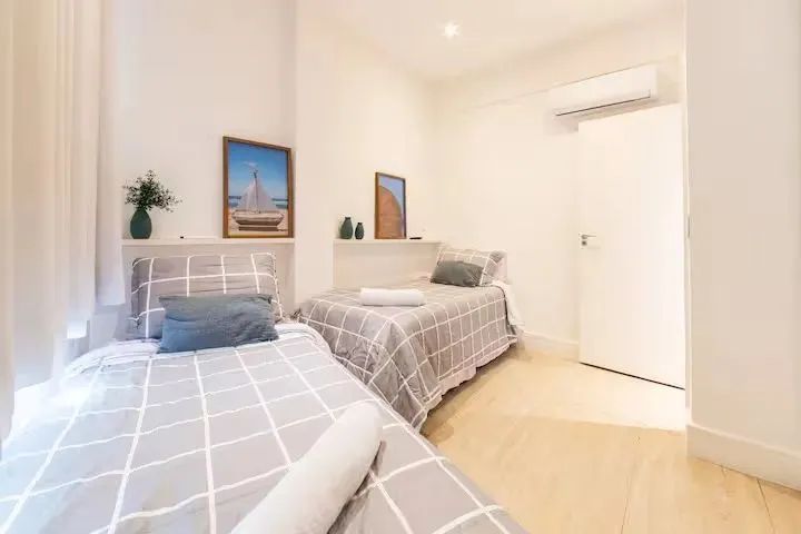 Apartamento (Padrão), com 2 quartos e 1 banheiros à Venda, 40 m² em Curitiba/PR - Foto 4