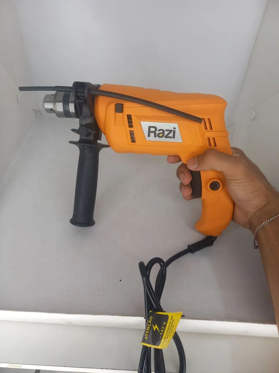 Furadeira Razi 127V - Ferramenta Essencial! - Foto 2