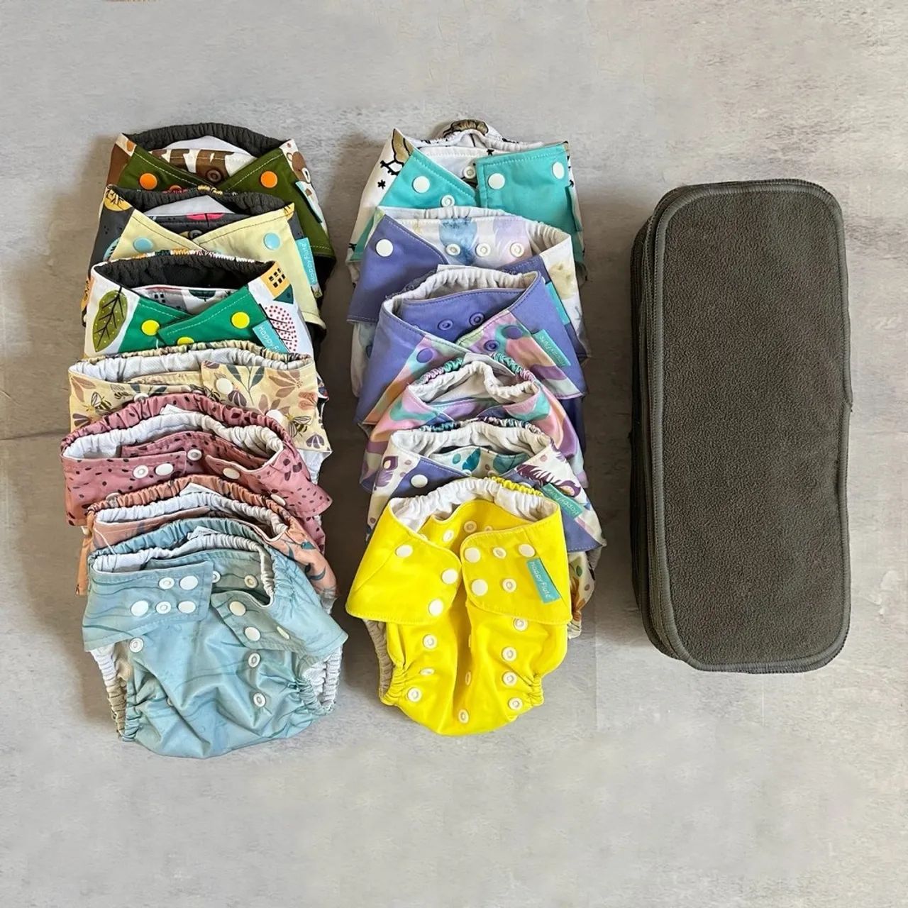 kit com 13 fraldas ecológicas - happy flute e bebês ecológicos + absorventes de carvão