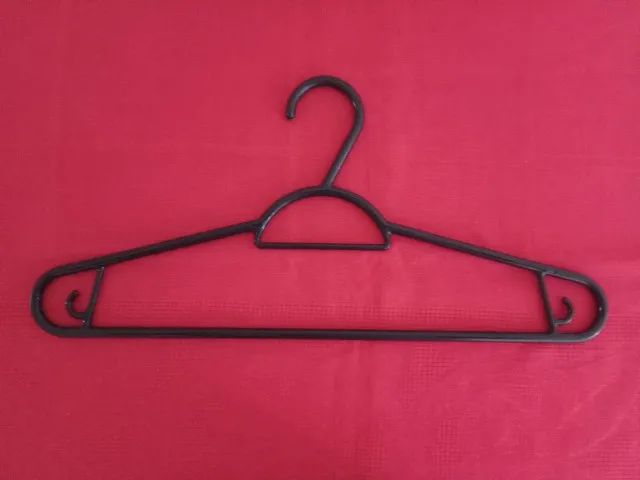 Cabides plásticos - Foto 2