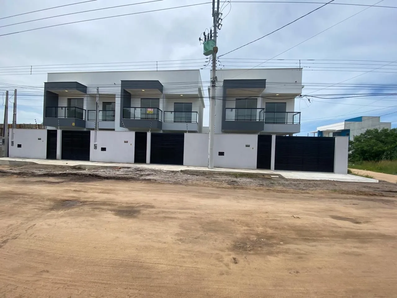 Vendo duplex novo Guriri sul lado do posto de saúde.
