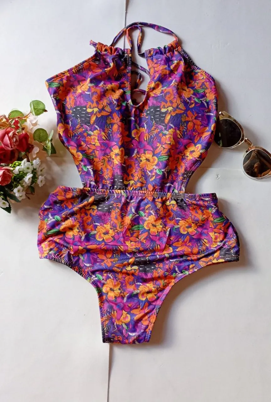 Body Maiô Floral Cavado