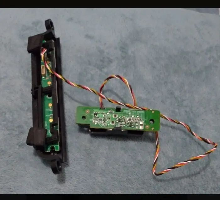 Placa Botões E Sensor Tv Philips 42pfl3604 78 (Usado)<br> - Foto 2