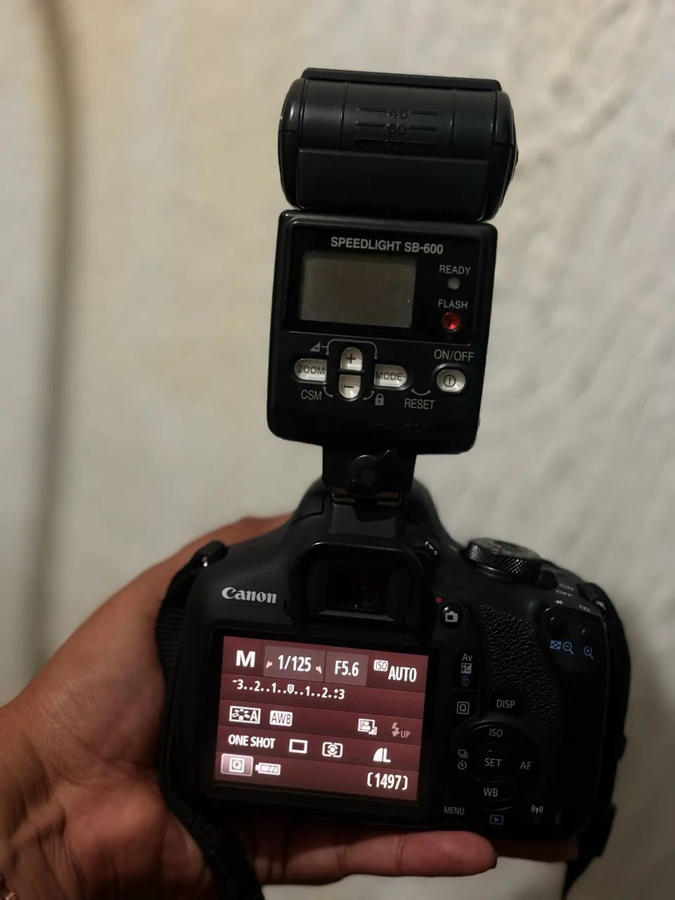 ? Canon T7+ Semi Nova ? Perfeita para fotos e vídeos incríveis! - Foto 3