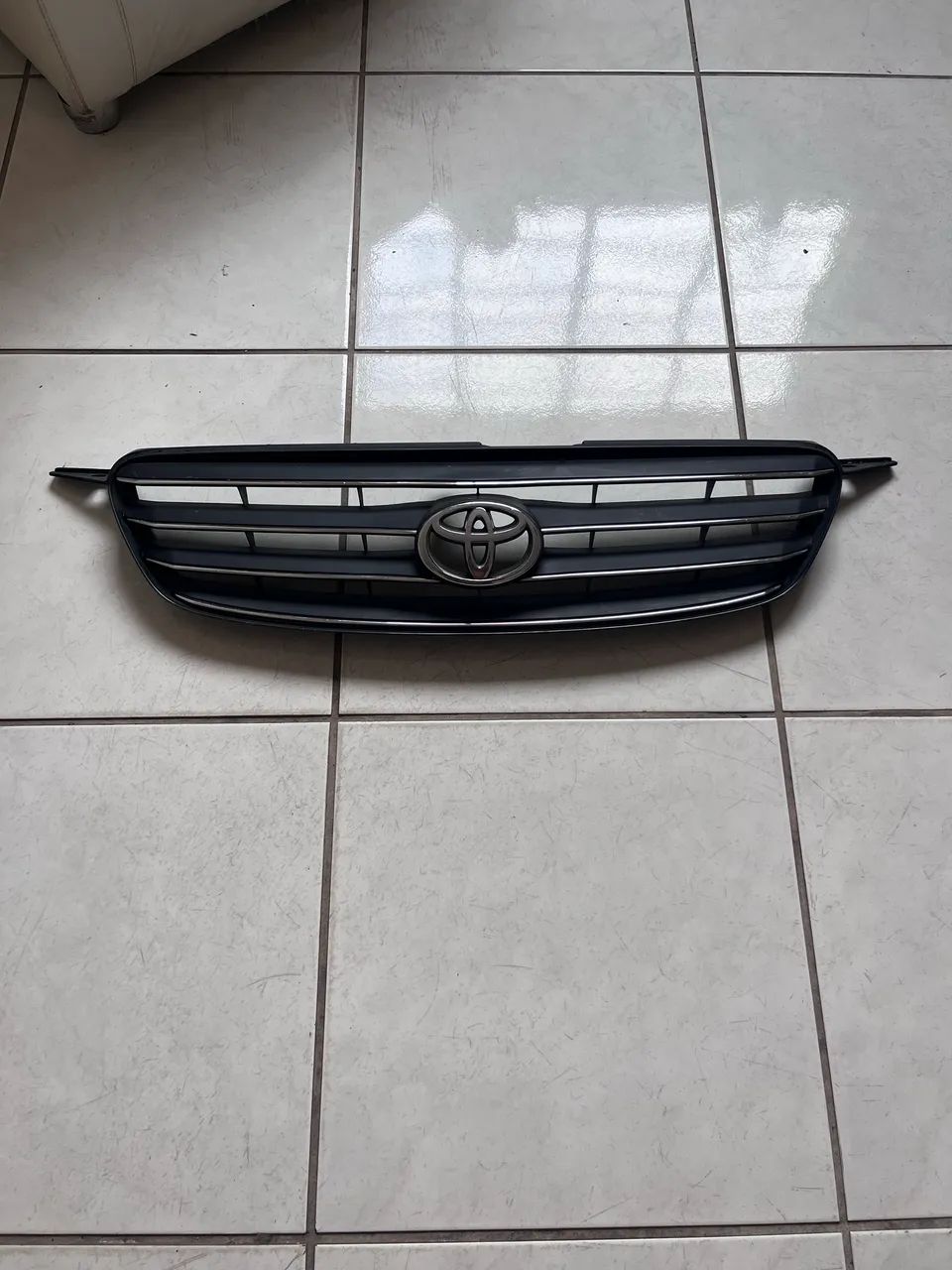 Toyota corolla grade dianteira original 