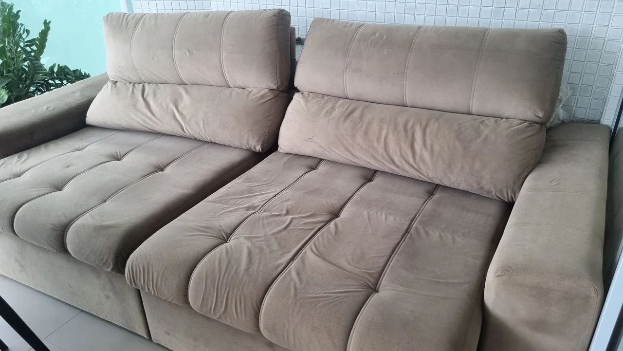 Sofá Retrátil e Reclinável