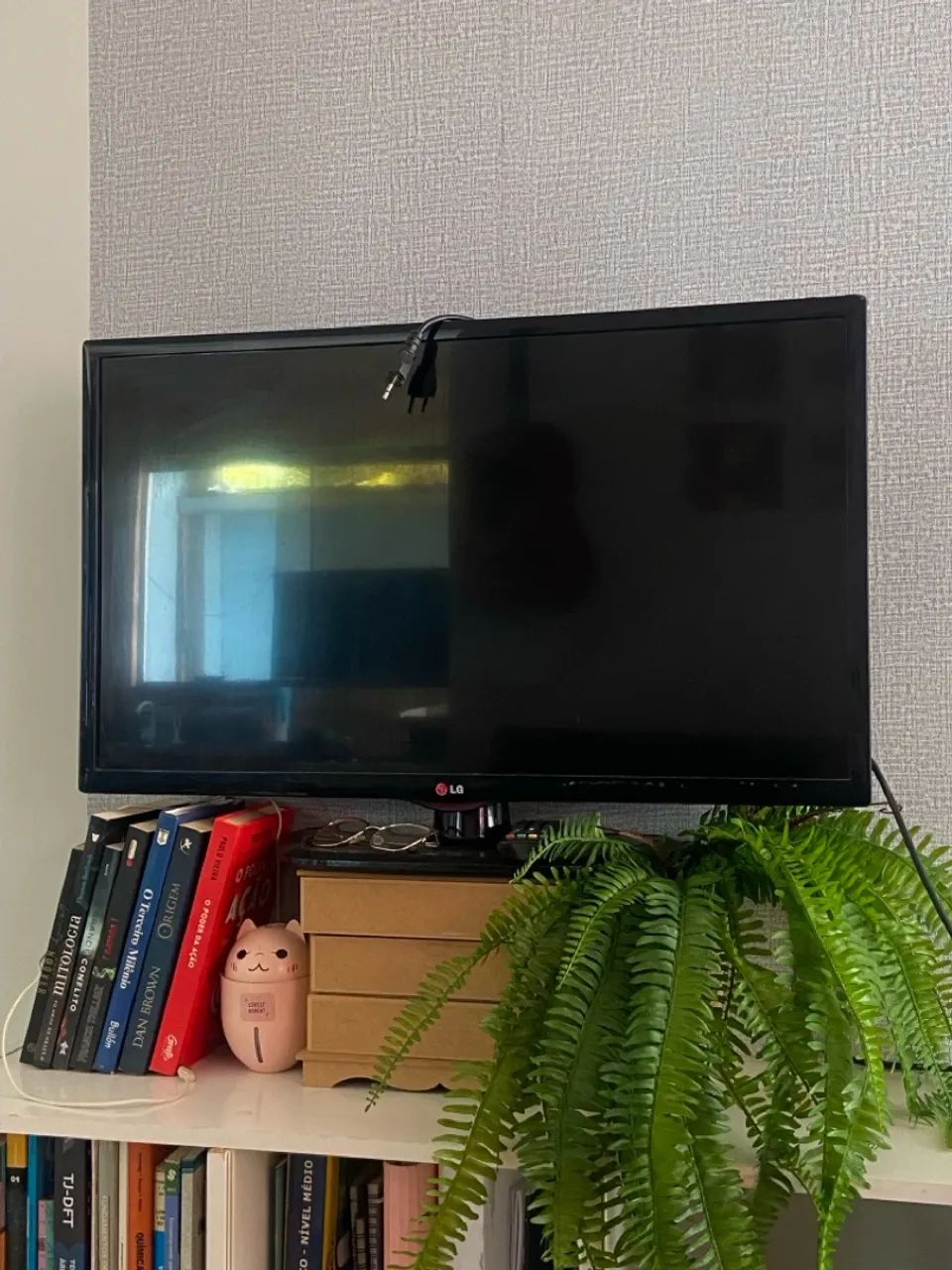 VENDO OU TROCO TV LG 32 polegadas (LEIA A DESCRIÇÃO)