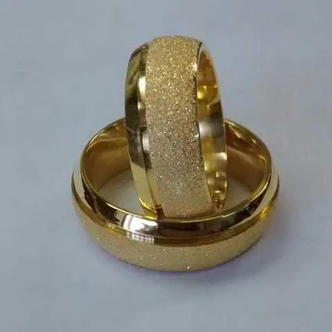 Alianças de Ouro 18K (Enamorados Oriente) - Foto 2