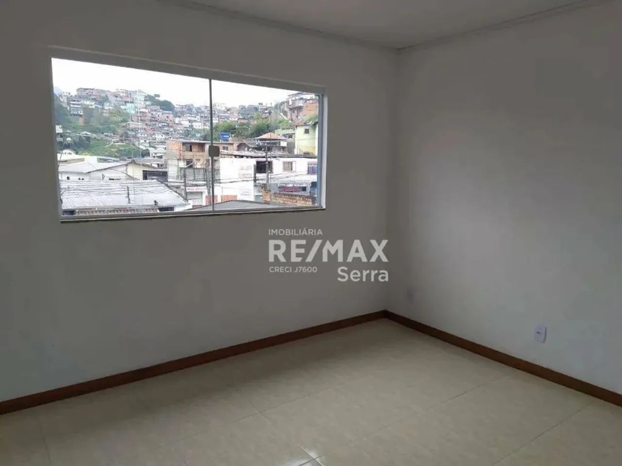 Apartamento com 1 dormitório para alugar, 42 m² por R$ 880,00/mês - São Pedro - Teresópoli