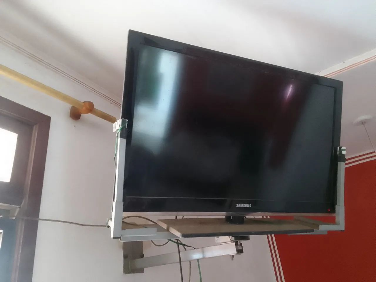 Televisão grande COM PROBLEMA. NÃO ESTÁ LIGANDO. - Foto 4