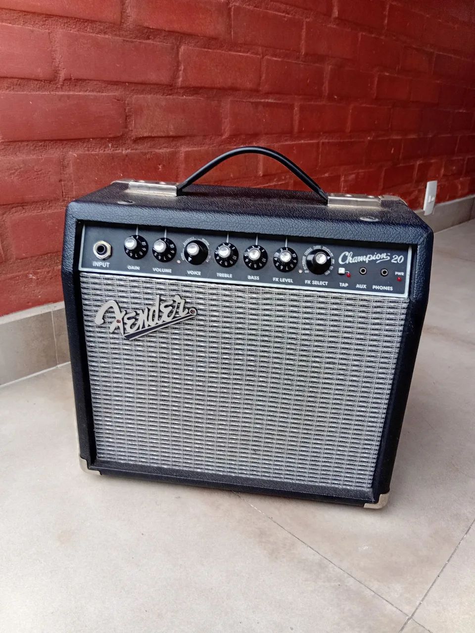Amplificador Fender Champion 2064522258091777120