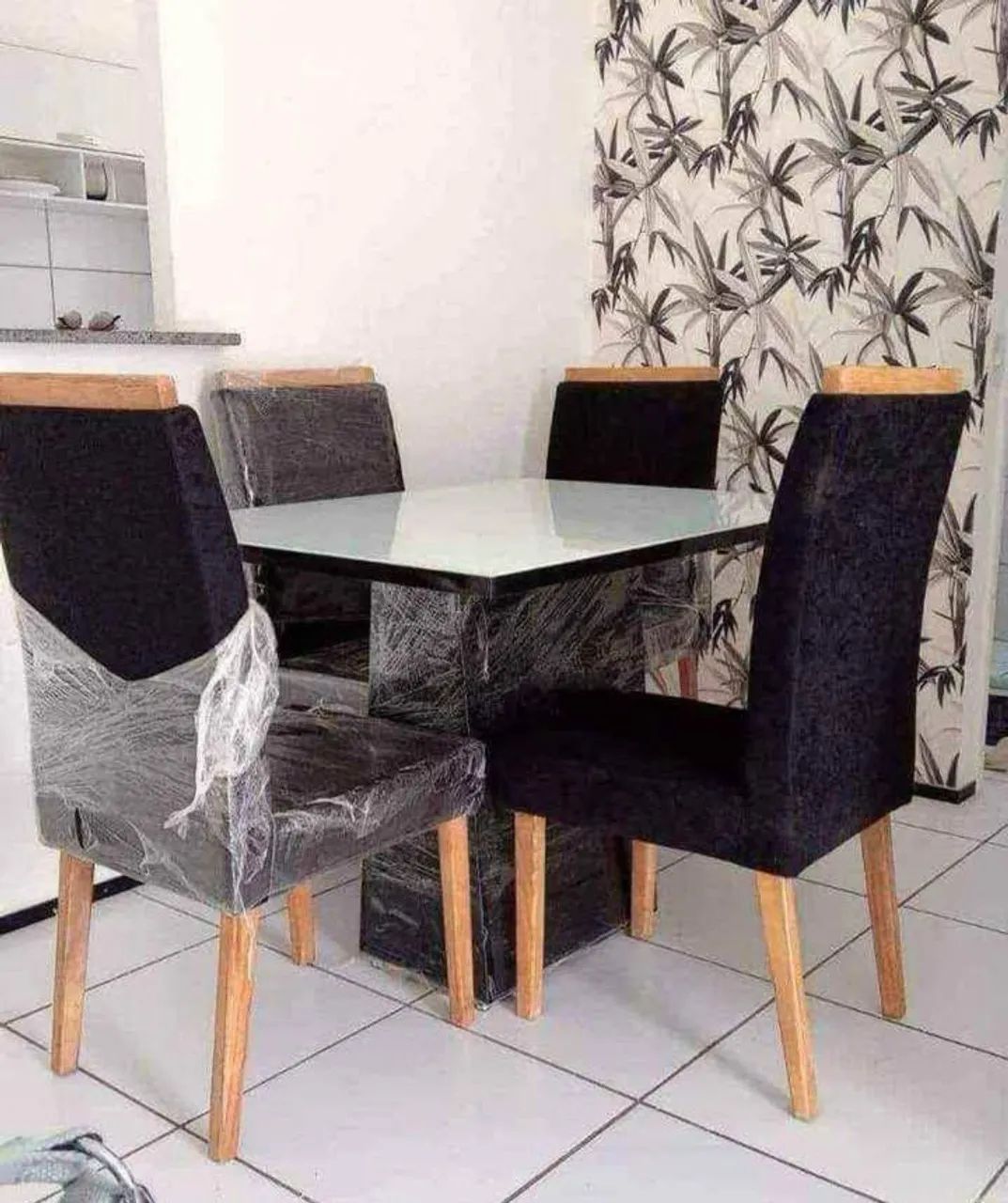 Mesa de Jantar 4 Cadeiras - Foto 3