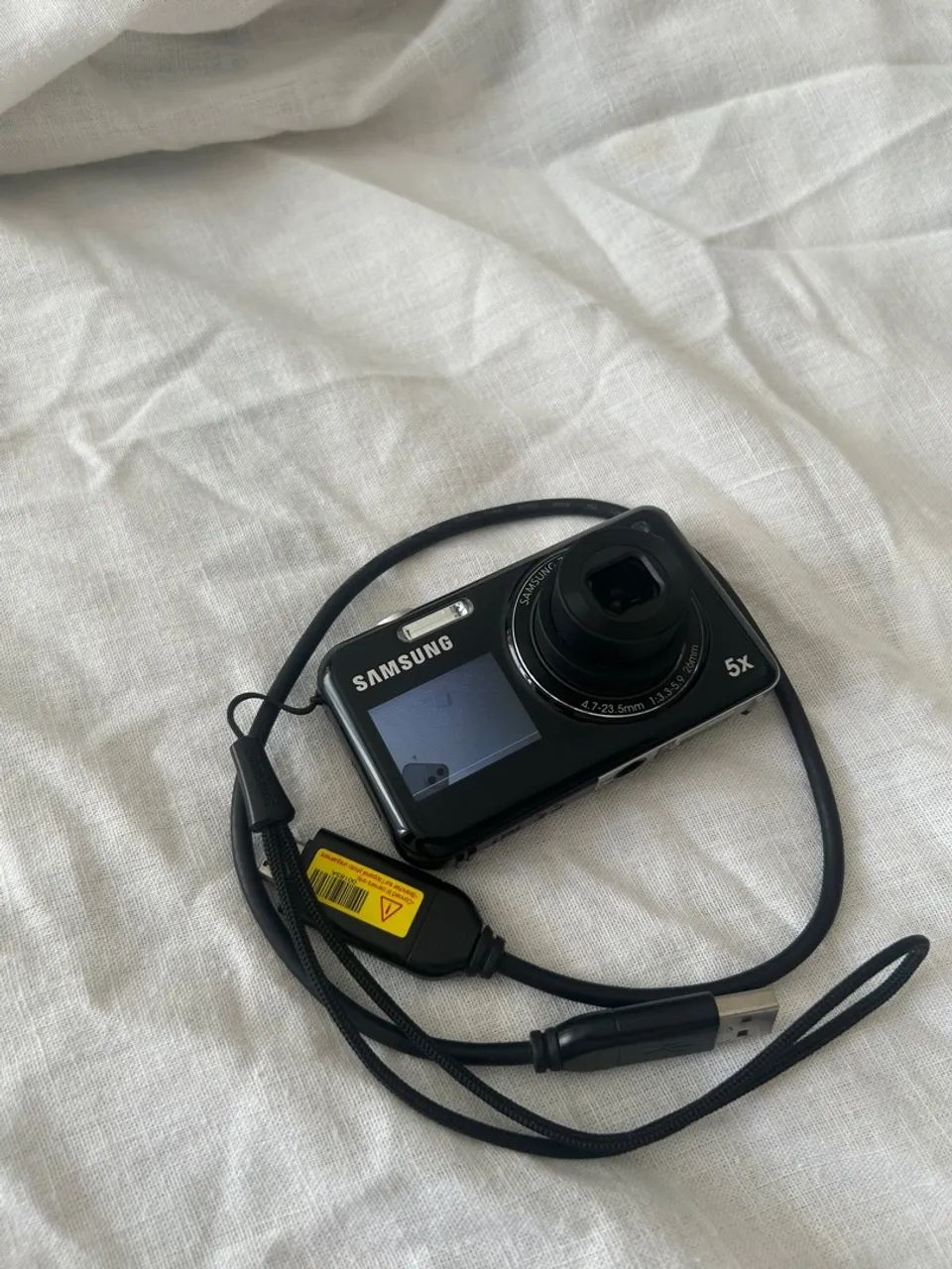 Câmera digital Samsung PL120 de 14.1 megapixel - PRETA