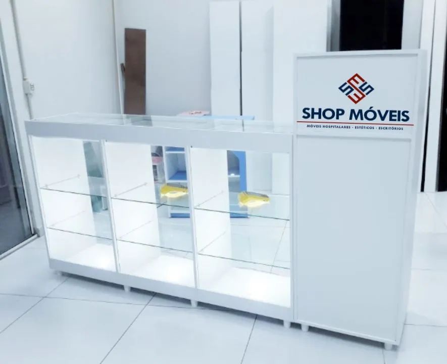 Balcão Caixa Vitrine para lojas.