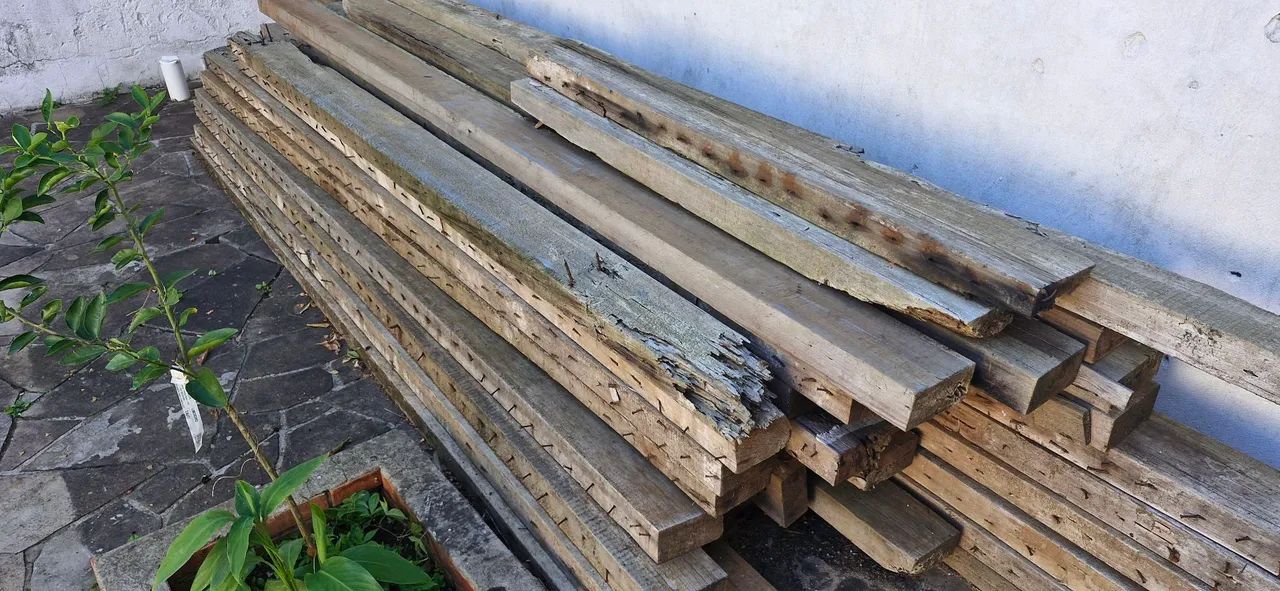 Vigas de madeira para construção