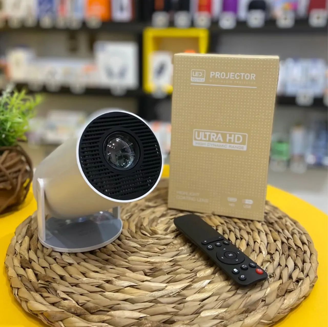 Projetor Ultra HD com HDR android Cinema em casa Entregamos 
