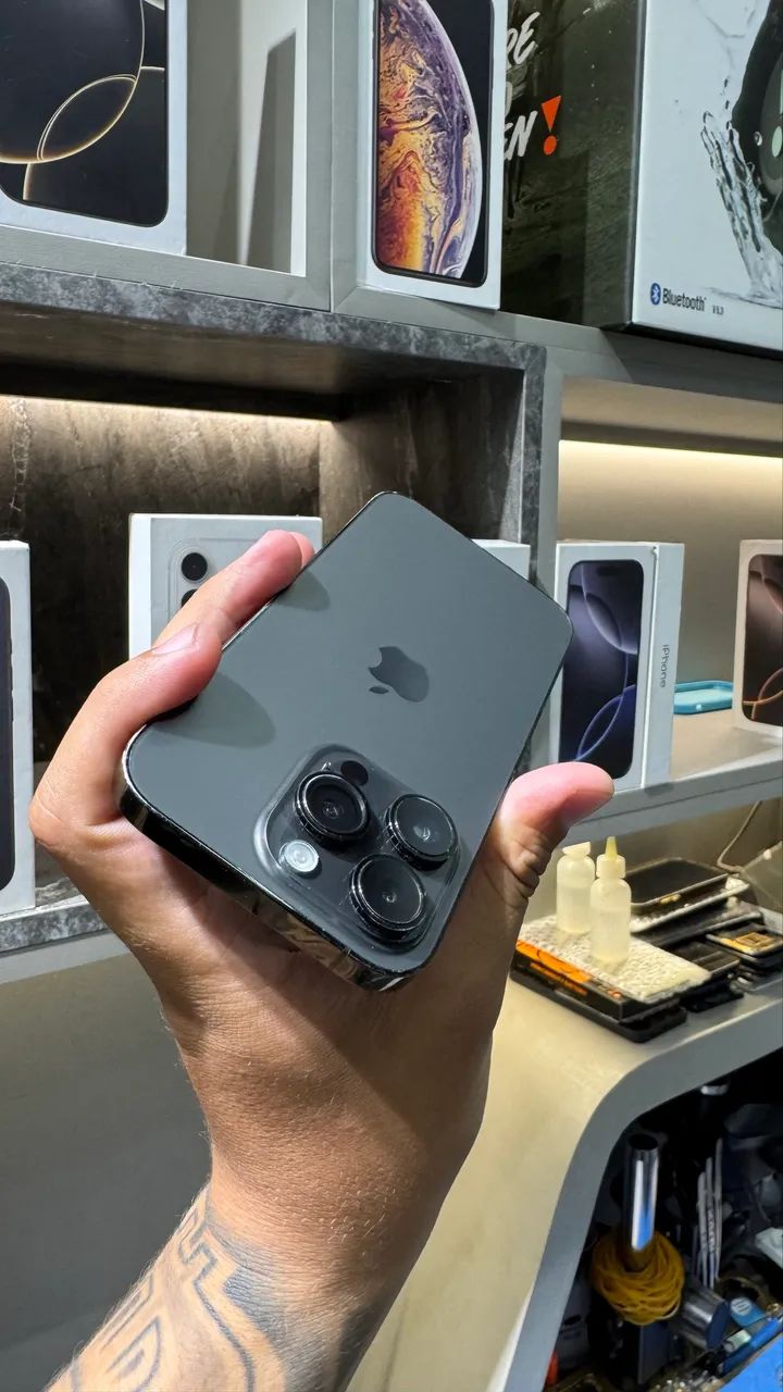 iPhone 14 Pro 256gb - esquenta black - Foto 4