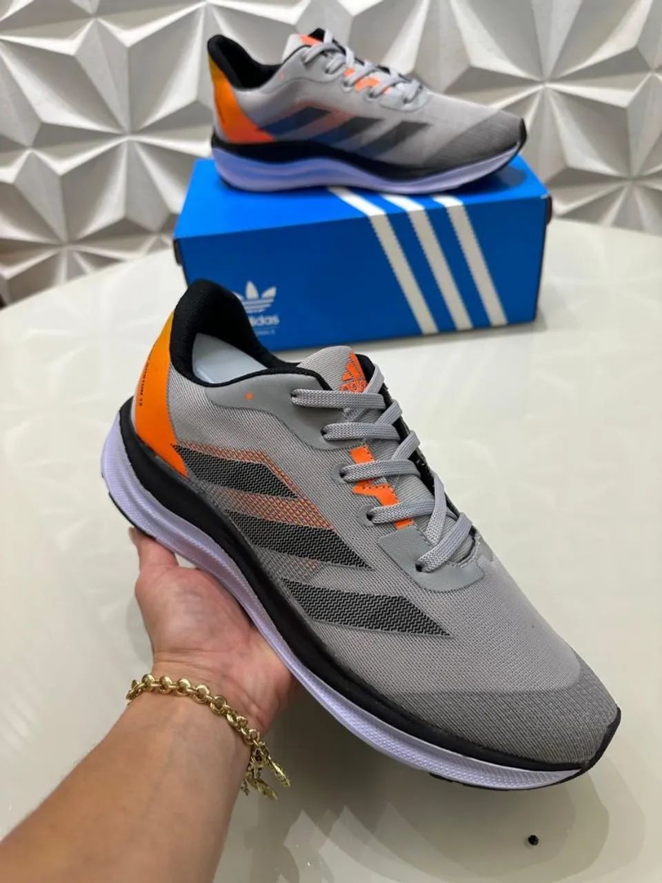 Tênis Adidas Preto - Novo modelo muito confortável para seus treinos diário  - Foto 4