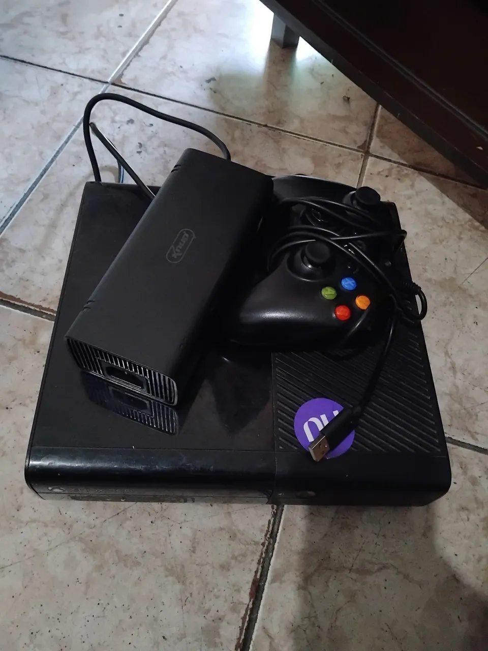 Xbox 360 com Fonte e Controle