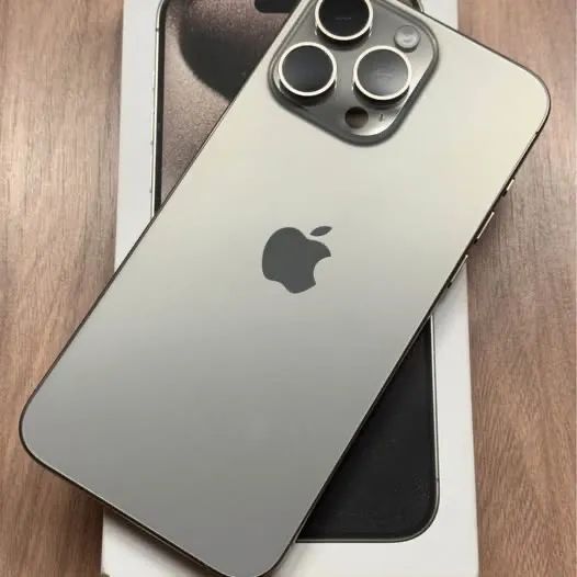 iPhone 15 Pro Max Garantia Apple Impecável 256Gb Titânio Natural