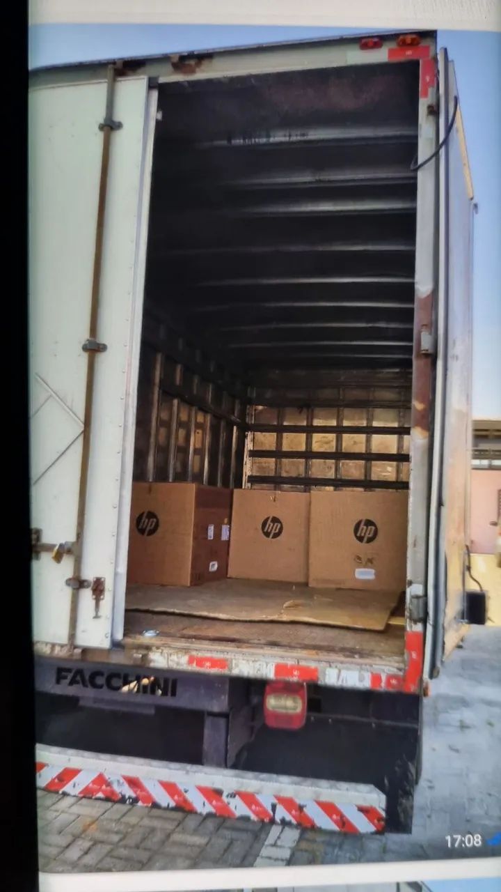 Caminhao 3/4 bau,golpistas por favor não percam tempo não tá por favor 